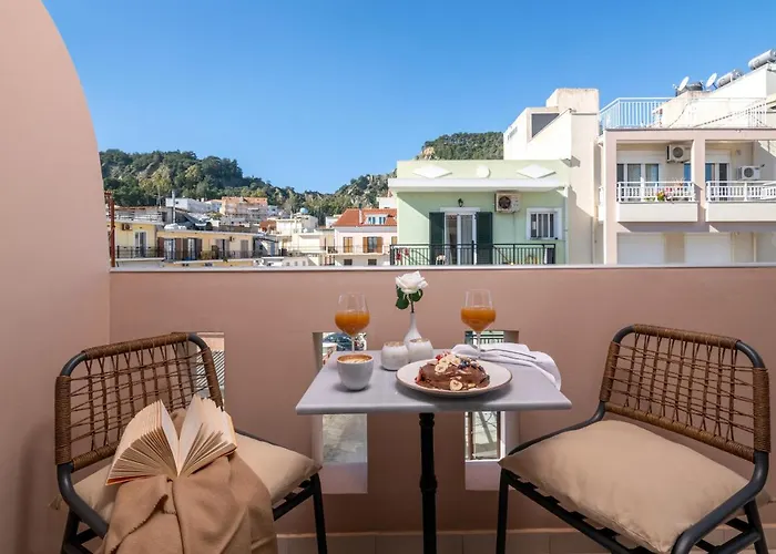 Maison Downtown Luxury Apartments!