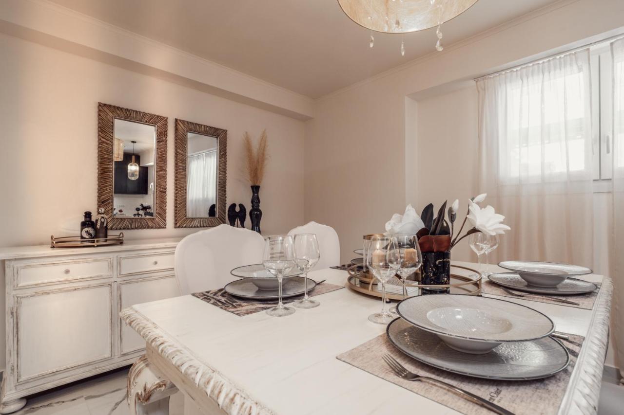 Maison Downtown Luxury Apartments! *