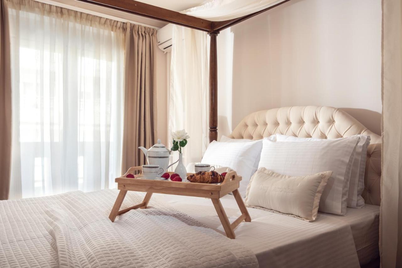 Maison Downtown Luxury Apartments! *