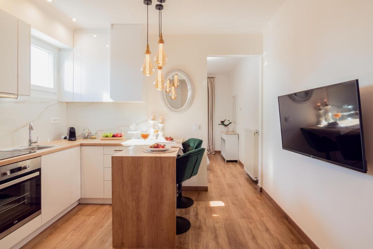 Maison Downtown Luxury Apartments! Apartment