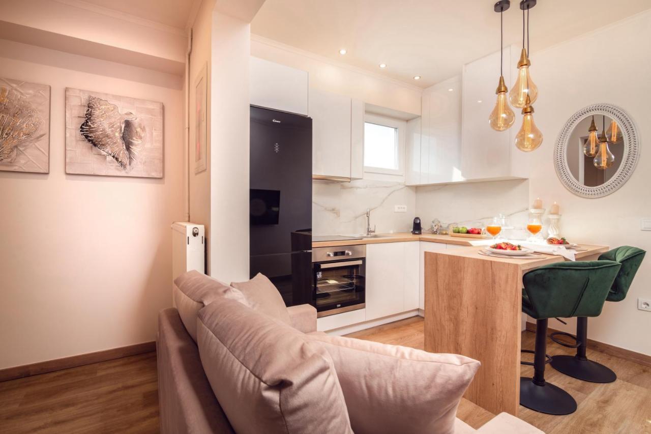 Maison Downtown Luxury Apartments! Apartment